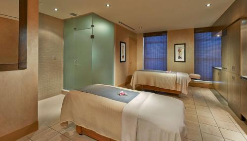 Downtown Calgary Hotel | Hyatt Regency Calgary