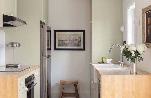 Adolphustown House | Hydrangea Hideaway - Architecturally Designed