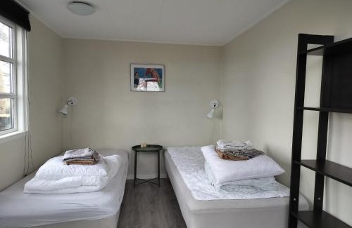 Stege Other | Hytte med udsigt til Stege Nor