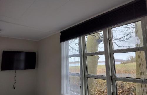 Stege Other | Hytte med udsigt til Stege Nor