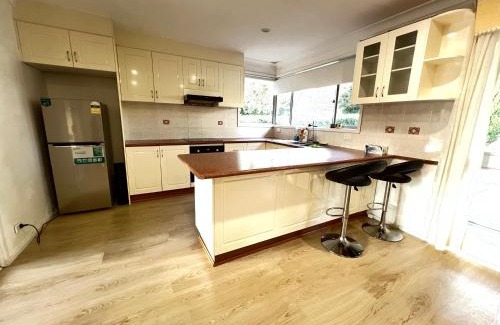 Baulkham Hills House | I Room