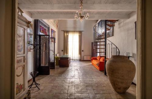 Albergheria Apartment | I Saloni del Principe by Wonderful Italy