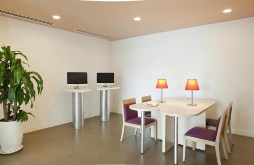 Phu My Hung Hotel | Ibis Saigon South