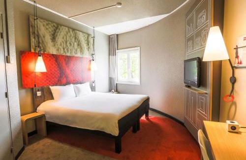 Saint-Priest-en-Jarez Hotel | Ibis Saint Étienne - La Terrasse