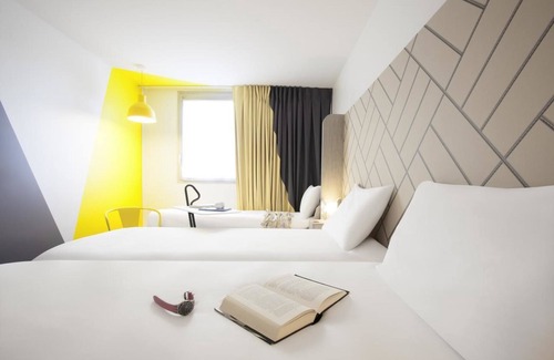 Gare Hotel | ibis Styles Paris Massena Olympiades