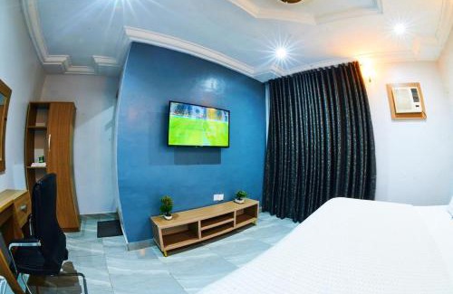 Ikotun Hotel | Iconic Hotel and Lounge