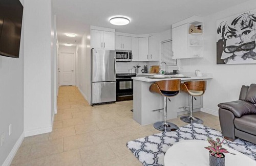 Hastings Apartment | Ideal 2-Bedroom Home in Peaceful East Vancouver