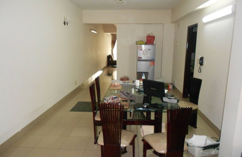 Dhaka Apartment | Ideal for a professional or a tourist .