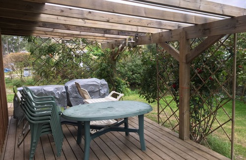 Montgeron House | Ideal house for 4 families with 2 children each