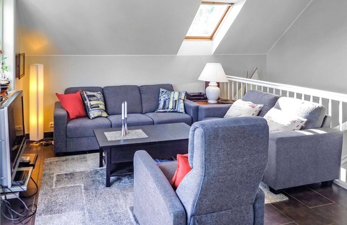 Austevoll House | Idyllically located awaits you this charming cottage and its terrace.