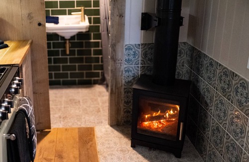 Stuppington Cabin | If you go into the woods today. Off-grid yet comfy, warm and luxurious