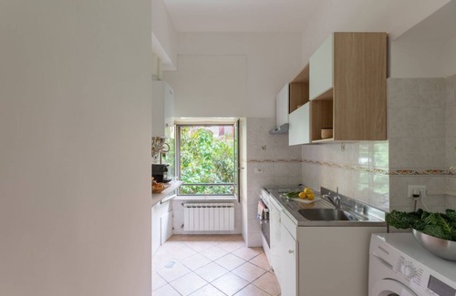 Rione XIV Borgo Apartment | iFlat | Vatican Cozy & Bright 2 Bedroom Apartment