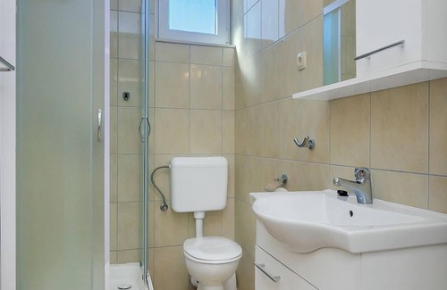 Pokrivenik Apartment | Igor - 5 m From Beach - C