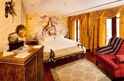 La Mariscal Hotel | Ikala Quito Boutique Hotel