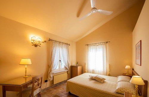 Ancona House | Il Mandorlo - Agriturismo e Azienda Agricola Ferrato