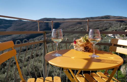 Lucinasco House | Il nido tra gli ulivi