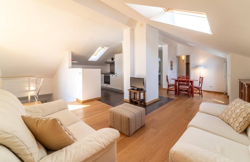 Civenna Apartment | Il Tiglio by Wonderful Italy