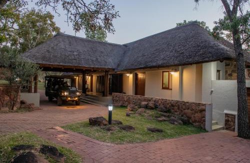 Vaalwater Hotel | Ilanga Lodge
