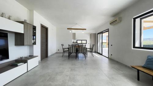 Villaggio Mose House | Ilizia - Rooms and Sea