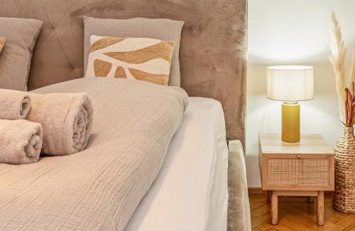 Center Apartment | Im Stadtzentrum gelegenes Apartment mit Kingsize Bed