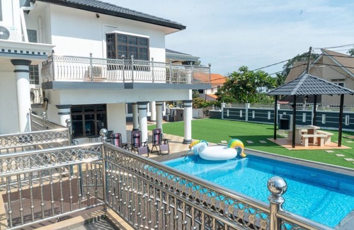 Sungai Menyala Villa | Impress Villa Homestay