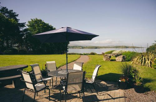 Lauragh House | Inḃear Scéine