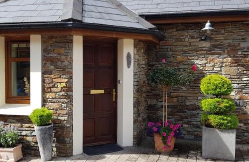 Lauragh House | Inḃear Scéine