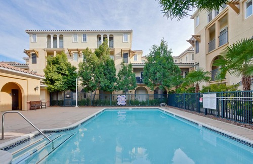 Willow Glen House | In the Center Of It All. Corporate house .