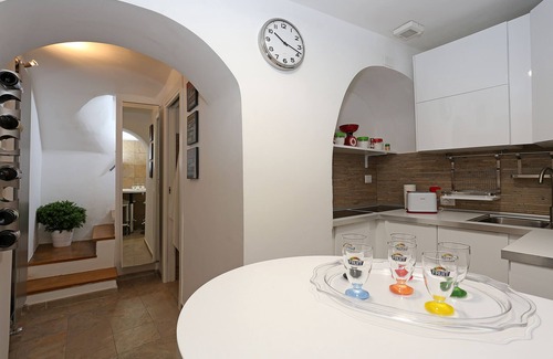 Rione VI Parione Apartment | IN THE HEART OF ROME AT WALKING DISTANCE FROM MONUMENTS AND TOURIST ATTRACTIONS