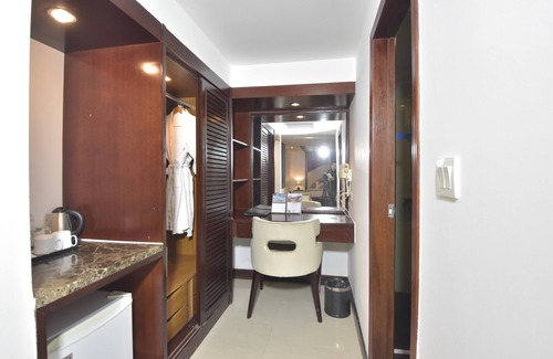 Sihanoukville City Centre Hotel | Independence Hotel by Dara