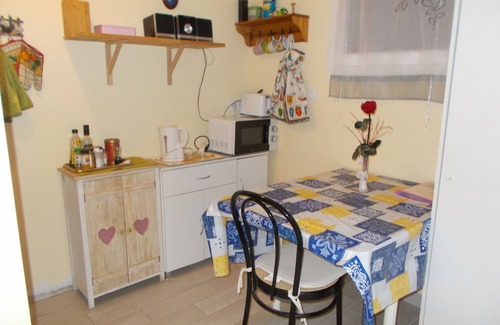 Apt Apartment | Independent studio in villa on the heights of Apt