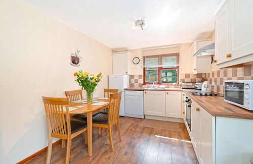 Ashford Ski Chalet | Indoor Pool. Beautiful 2 bed lodge sleeping 4 set in 5acre of beautiful Woodland