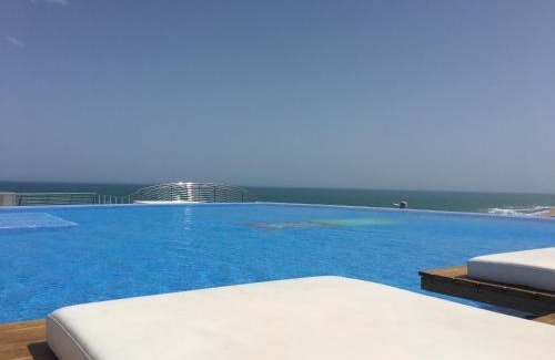 Els Arenals del Sol Apartment | Infinity View