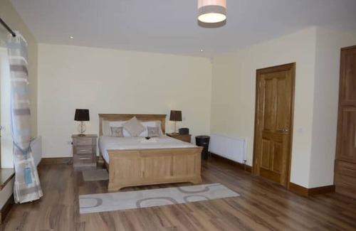 Ballymacarthur Bed & Breakfast | INISH DELUXE SUITE