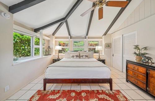Downtown Lahaina House | International Colony Club 43 · ICC 43 Spacious 2BD Cottage Walk