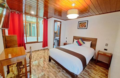 Aguas Calientes Hotel | Inti Pacha Palace Machupicchu