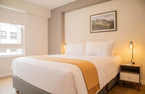 Leuro Apartment | Inviting 2BR Balcony in Lively Miraflores