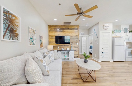 Fulton House | Inviting coastal home with shared pool and stocked pond