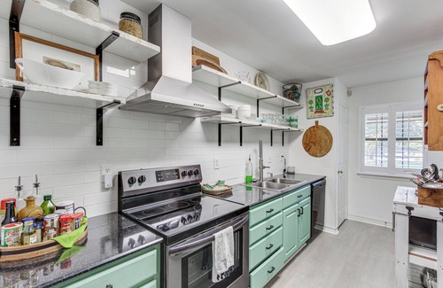 Diamondhead House | Inviting Home w/Golf Course View in Diamondhead!