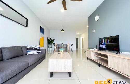 Kampung Kuala Pari Apartment | Ipoh City Centre Manhattan Condo Pool View NEW Unit