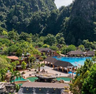 Ulu Kinta Apartment | Ipoh Tambun Lost World Sunway Onsen Mina 3R2B 8pax