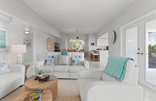 Venetian Shores House | Irish Ayes | Venetian Shores Canalfront with Pool, Hot Tub, Dock & Elevator