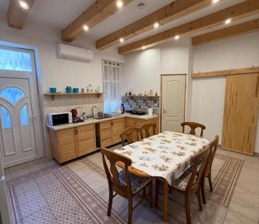 Badacsonytomaj House | Irma Vendégház