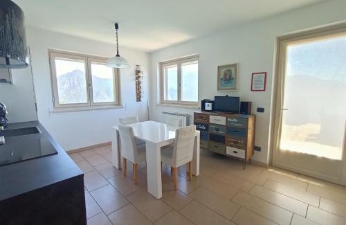 Plassi Apartment | IseoLakeRental - Panorama House