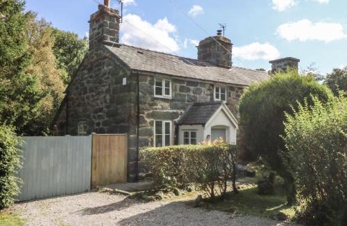 Llanuwchllyn House | Islwyn