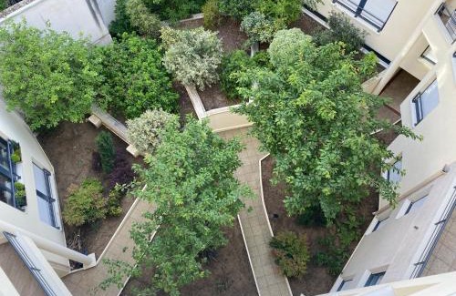 Issy-les-Moulineaux Apartment | Issy - les jardins du séminaire