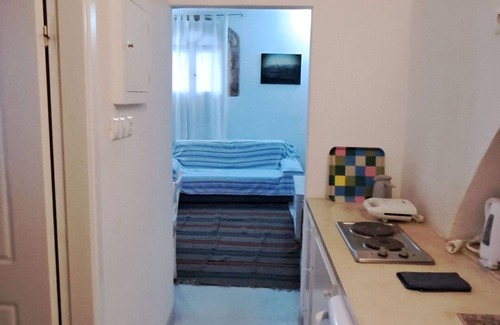 Chios Apartment | It is a five minute walk from the port and five minutes drive from the airport.