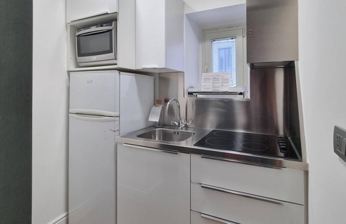 San Babila Apartment | Italianway - Corso Venezia 7 - Aida