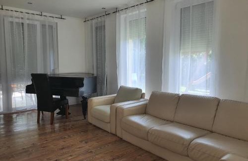 Balatonlelle Apartment | Ivett apartmanház