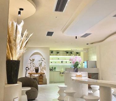 Bui Thi Xuan Hotel | J Village Hotel - Triệu Việt Vương